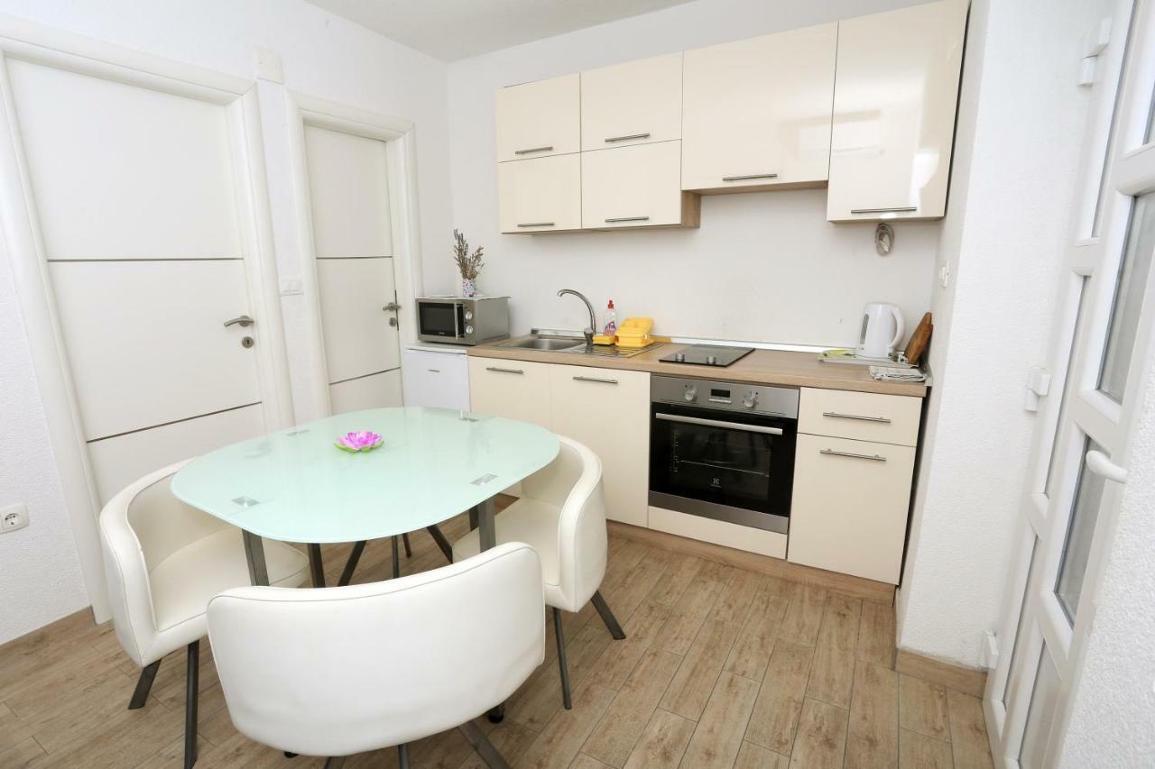 Apartments Dora Trogir Ngoại thất bức ảnh